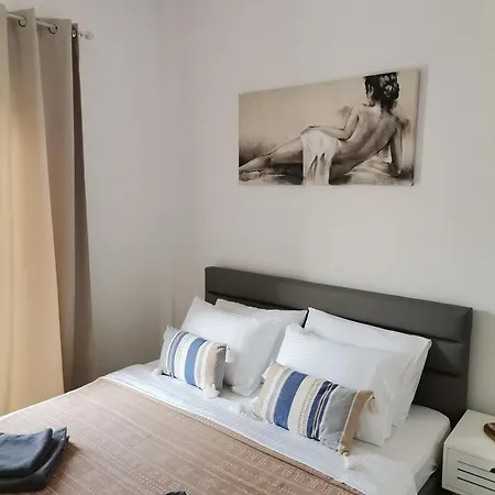 Cozy Perea Apartment